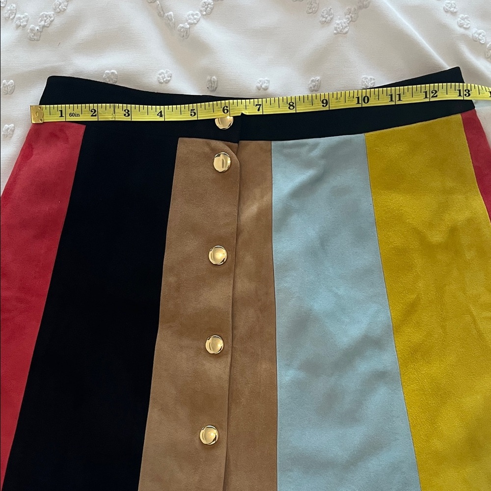 Alice + Olivia Colorful Scalloped Leather Skirt - Picture 4 of 8